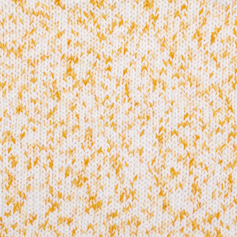 44 72 YellowSpeckle KnitSwatch