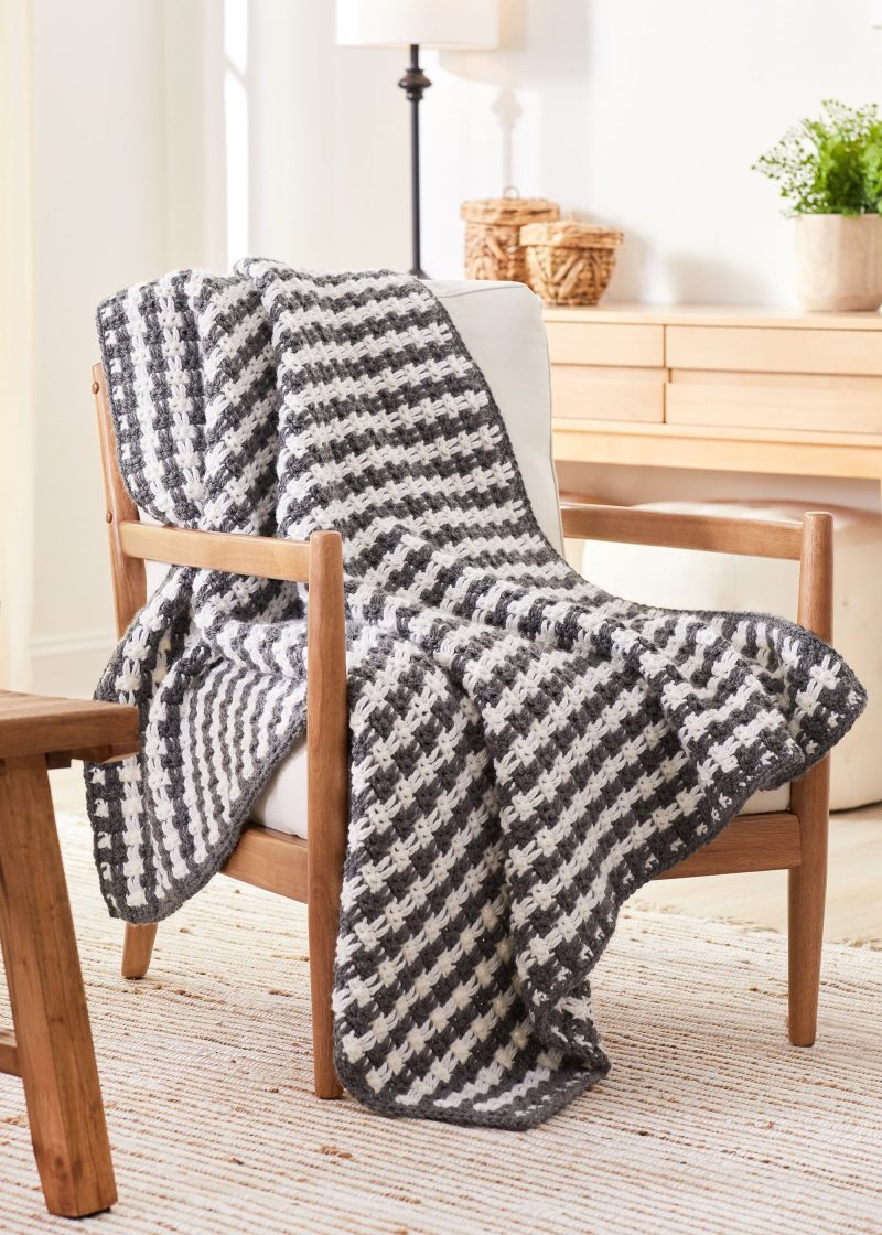 SerenityChunky MinimalistThrow 2551